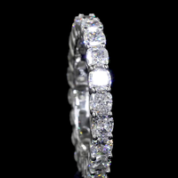 Bague de mariage et d'anniversaire de style européen avec coussin carré en diamant certifié IGI 0,20 carat en or blanc 14 carats