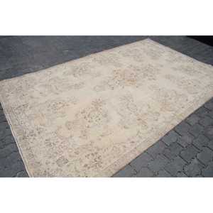 Tapis turc vintage, grand tapis de 6,5 x 10,6 pieds, tapis abstrait blanc et marron - Product Image 3