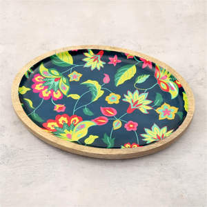 Plato ovalado estampado de madera multicolor hecho a mano con Plato decorativo para servir con acabado brillante - Product Image 1
