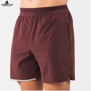 Shorts de sport pour hommes légers de conception personnalisée de fabricant de haute qualité Shorts de sport en tissu tissé avec logo personnalisé Shorts de course à séchage rapide - Product Image 1