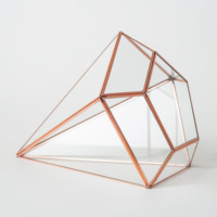 Terrarium en verre pyramidal avec cadre en métal doré rose, décoration moderne pour la maison et les mariages, vase de table, taille personnalisable