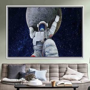 Lienzo impreso con diseño de astronauta y luna: arte mural moderno con temática espacial, lienzo con marco blanco - Product Image 1