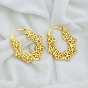 <b>Floral</b> Brass <b>Hoop</b> Earring 18k Gold Plated Filigree Geometric Wholesale Jewelry for women - Product Image 4