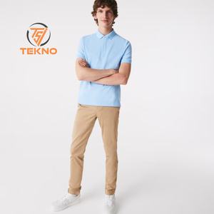 Logo brodé personnalisé coupe normale 100% Polo en piqué de coton stretch vert foncé avec patte de boutonnage et côtes dissimulées - Product Image 4