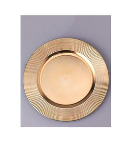 Assiette de service en métal conçue pour compléter les thèmes de restauration rustiques de style ferme avec une finition antique élégante - Product Image 1