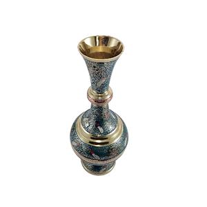 Vase à fleurs en acier inoxydable écologique au design moderne - Remplissez-le de roses, de tulipes ou de fleurs sauvages pour une présentation vibrante - Product Image 1