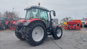 รถแทรกเตอร์ Massey Ferguson 5S 125 4WD มือสอง เกียร์ออโต้ ปั๊ม คีย์ เกียร์บ็อกซ์ แบริ่ง ใช้ในฟาร์ม 100 แรงม้า 145 แรงม้า 155 แรงม้า ราคาถูก - Product Image 3