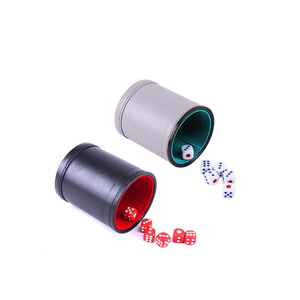 Gobelet à dés en cuir personnalisé en gros pour usine – Ensemble de gobelets à dés en cuir PU doublés de feutre silencieux avec dés - Product Image 5