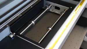 เครื่องพิมพ์ยูวี M/B MyColor ราคาประหยัด ขนาด A3 ความแม่นยำสูง ได้รับการรับรองมาตรฐาน CE สำหรับพิมพ์เคสมือถือ ลูกกอล์ฟ แก้วน้ำ และอื่นๆ - Product Image 4