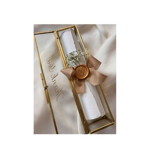 Caja de desplazamiento de vidrio metálico artesanal única con diseños de estilo vintage de alta gama para guardar joyas elegantes y baratijas - Product Image 2