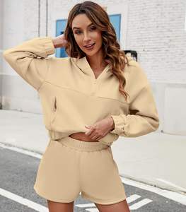 Conjunto de pantalones cortos de moda para un estilo de vida activo - Product Image 2