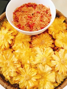 Vente à chaud nouveau produit ananas séché sel et piment exportateur du Vietnam - Product Image 3