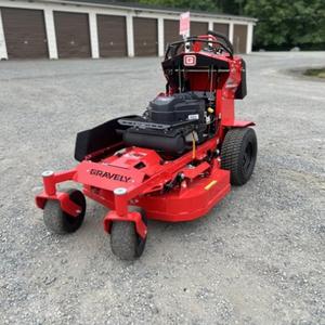 (GN) Envío Rápido 2025 Cortacésped Gravee Stancee Z 32 Stand On - Product Image 1