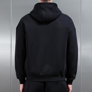 Conjunto de Sudadera con Capucha y Pantalones Deportivos Negros Sólidos para Hombre, Felpa Gruesa, Estilo Urbano Holgado, Traje Deportivo Informal de Invierno - Product Image 6