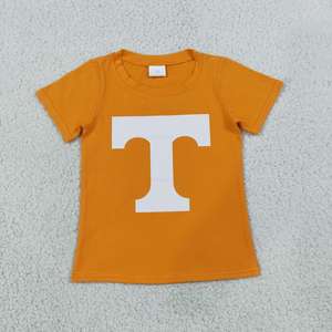Ensemble décontracté pour tout-petits garçons : T-shirt en coton orange et pantalon à carreaux avec logo d'équipe sportive imprimé - Product Image 4