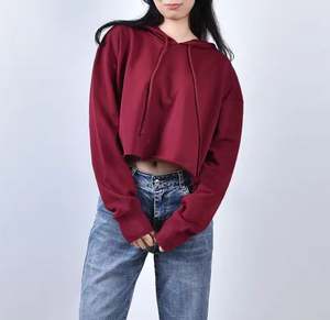 Venta caliente de moda 100% algodón liso mujeres recortadas sudaderas con capucha Crop Sweater Hoodie Boxy Cropped mujeres sudaderas con capucha - Product Image 4