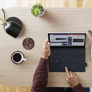 Ensemble de dessous-de-verre en bois au fini lisse rustique, conçu pour la durabilité et la protection élégante de la table au quotidien - Product Image 3