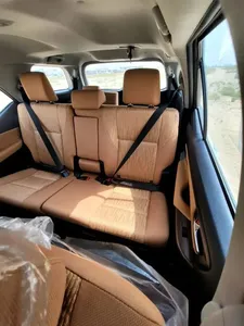 Nuovissima Toyota Fortuner 2023 2WD 2.7L Benzina 299 CV 7 Posti 4 Cilindri Cambio Automatico Guida a Sinistra - Product Image 4