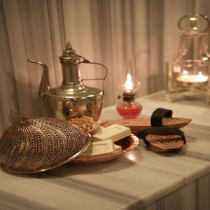 Coffret cadeau de spa marocain Hammam |   Savon noir, Gant Kessa, Argile Ghassoul, Huile d'argan, Eau de rose, Pack exfoliant, Ensemble de luxe pour spa, Pro - Product Image 1