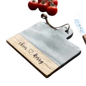 Nouveau design de cuisine et table Nouveau design de planche à découper en bois de forme rectangulaire disponible au prix le plus bas Fabriqué en Inde - Product Image 1