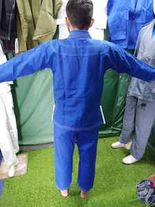 ชุดยูนิฟอร์ม Jiu Jitsu น้ำหนักเบาสีพื้นแห้งเร็วศิลปะการต่อสู้ชุดเด็กจี2024ใหม่ - Product Image 3