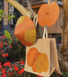 Abanico de Lotus hecho a mano con patrones personalizables adecuado para actuaciones culturales y decoración - Product Image 3