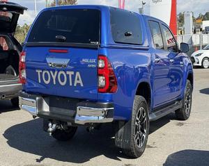 Toyota Hilux SR5 Doble Cabina 2.8 Diésel Turbo 2022, Auto Usado con Bajo Kilometraje - Product Image 6