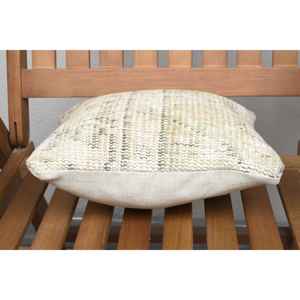 Almohada de retazos Kantha de lana Beige, almohada rústica de lujo de 12x12 pulgadas, patrones impresos bordados esponjosos Vintage para suelo - Product Image 5
