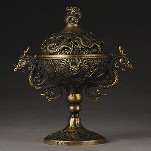 Quemador de Incienso Religioso de Latón de la COLECCIÓN DE CALIDAD, Diseño Vintage, Hecho en Uttar Pradesh, India - Product Image 2