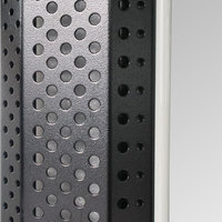 Centre de données 19 pouces 32U 37U 42U 600x600mm Armoire de serveur sur pied avec bordures de porte ventilées avec serrure à poignée