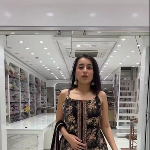 Vêtements de fête et de mariage Faux fil de georgette avec sequnece Rivet Moti et impression numérique avec toile Pata Work Top Lehenga & Dupatta - Product Image 1