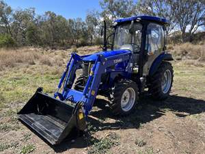 2025 LOVOL E Series 40HP AC Cabin Tractor compacto - Product Image 4