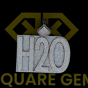 Élevez votre style avec notre pendentif lettre en argent sterling 925 personnalisé diamants Moissanite labgrown éblouissants - Product Image 4