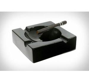 Cendrier carré contemporain en résine artisanale décorative, sans fumée, personnalisable, haut de gamme - Product Image 1