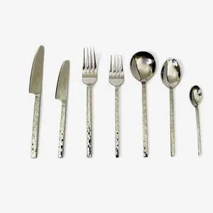 Wholesale Top Quality Customized Metal Flatware Handmade Durable Cutlery Set for Kitchenware & Catering Use