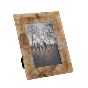 Cadre photo en marbre de quartz de miel, cadre photo en marbre brun vintage, cadres en marbre antique - Product Image 1
