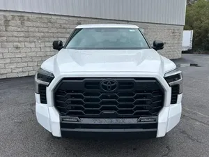 โตโยต้า ทันดรา ลิมิเต็ด ปี 2023 - Product Image 5