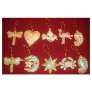 Tissu indien de haute qualité, beau tout Type de forme, Design attrayant, broderie Zari et suspension de noël perlée - Product Image 1