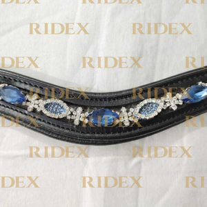 Bride de cheval en cuir avec cristaux fabriquée en Inde, bandeaux de tête parfaits pour le dressage, disponibles à un prix abordable. - Product Image 3