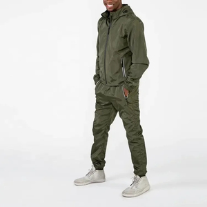 Combinaison d'entraînement coupe-vent pour homme, veste et pantalon de style tactique, résistante à l'eau, séchage rapide, uniforme de sport de plein air, personnalisable - Product Image 4