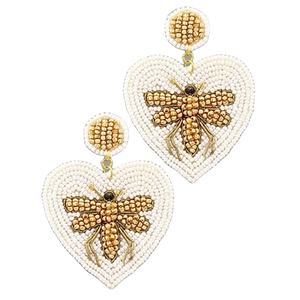 Pendientes Clásicos con Cuentas Bordadas en Forma de Corazón, Hechos a Mano en India para Mujeres y Niñas - Regalo para Fiestas y Ocasiones Especiales, Color y Tamaño Personalizables - Product Image 1