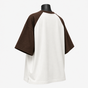 Camiseta Retro para Mujer con Mangas en Contraste, Corte Holgado, Estilo Urbano, Diseño Gráfico - Product Image 5