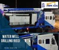Nouvelle Foreuse Rotative DTH Diesel Montée sur Camion de 300 Mètres avec Garantie de 12 Mois pour le Forage de Puits d'Eau et Minier