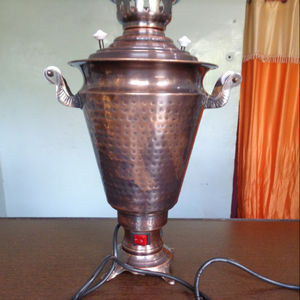 Théière et bouilloire en métal Samovar, un ajout durable et élégant à votre collection de thé - Product Image 1