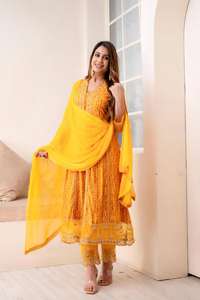 Ensemble haut et pantalon en rayonne brodés et imprimés de haute qualité et en rayonne de créateur, ensemble Dupatta entièrement cousu prêt à porter - Product Image 6