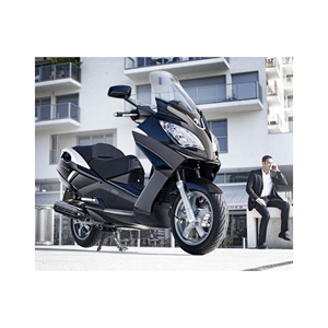 รถจักรยานยนต์สกู๊ตเตอร์ของเปอโยต์ที่มาพร้อมกับระบบสตาร์ทไฟฟ้าและระบบเบรกที่มีประสิทธิภาพ - Product Image 5