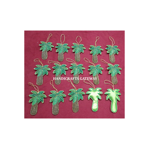 Exclusif Top Qualité Zari Broderie De Noël Ornements Suspendus Forme D'arbre Produit De Finition Fine Pour Cadeau De Festival De Noël - Product Image 1