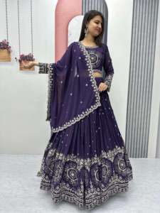Élégance Dressing Belle Robe Lourde Renard Georgette Lehenga Choli & Dupatta Avec Broderie Lourde 7 mm Séquence Travail à Vendre - Product Image 6