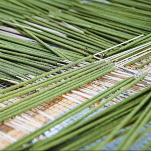 Bâtonnets d'encens eucalyptus naturels/POUR UNE ATMOSPHÈRE RAFRAICHISSANTE/FABRIQUÉ AU VIETNAM - Product Image 3