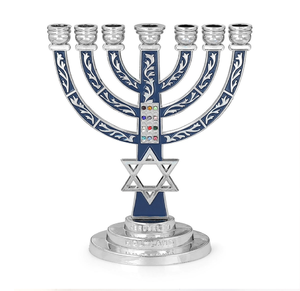 Conception gravée traditionnelle Menorah classique finie en or Menorah juive moderne pour le Tabernacle 9 bras Hanoukka pour la vente en gros - Product Image 1